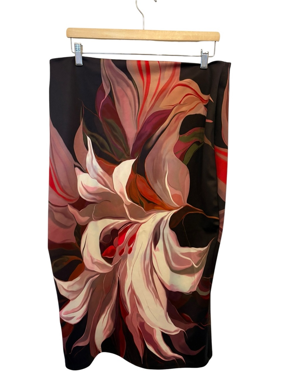 LUNA Printed Midi Skirt in Blush and Black Hues